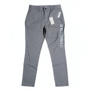 Old Navy Mens Athletic Ultimate Built-In Flex Chinos Gray 30W x 32L NWT